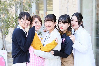 まずは資料請求をしてみよう！