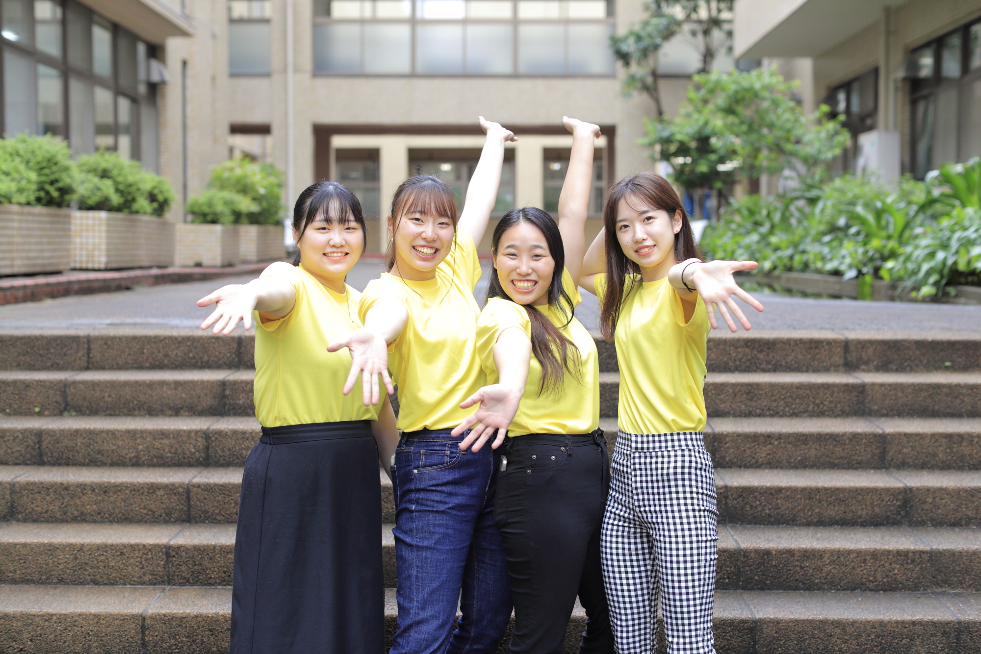 オープンキャンパス　　スタッフが待っています。