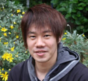 八重　雄次さん