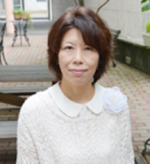 山﨑 ゆかり先生