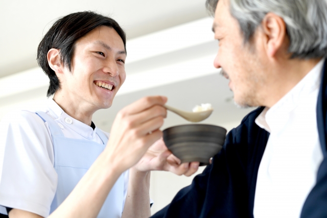 訪問介護員(ホームヘルパー)になるには